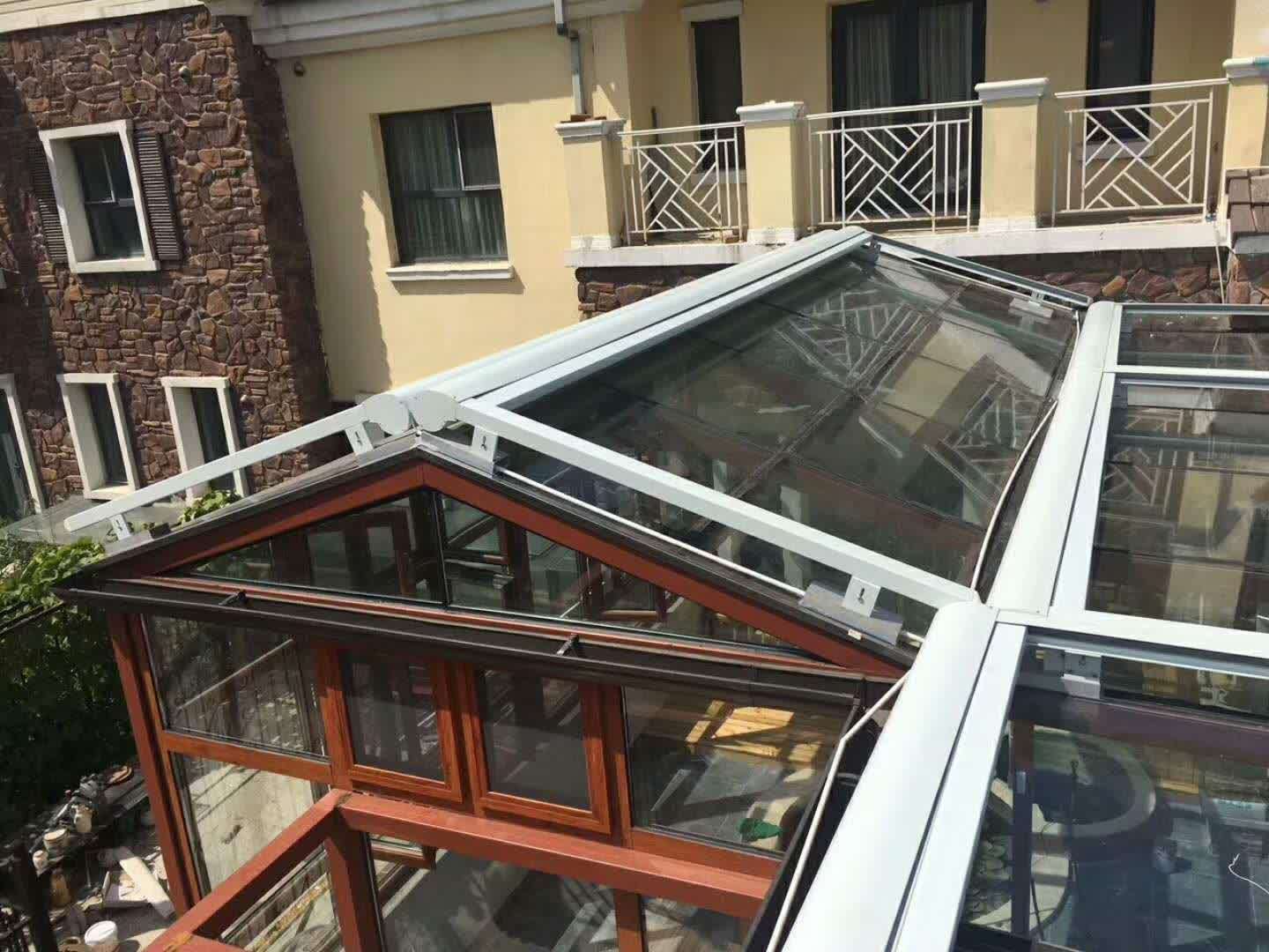 蘇州電動遮陽的挑（tiāo）選與養護？